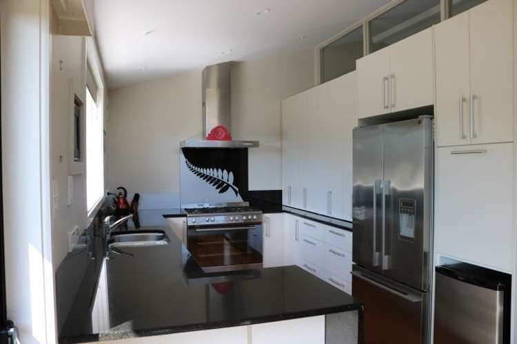 24c Canberra Place Redwood_8