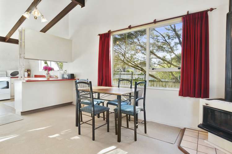 2/54a Ambler Avenue Glen Eden_4