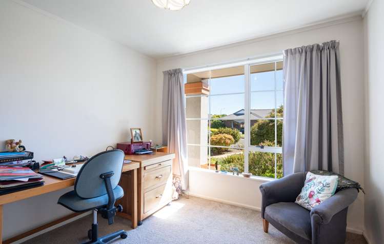 5 Rosaline Frank Street Stoke_16