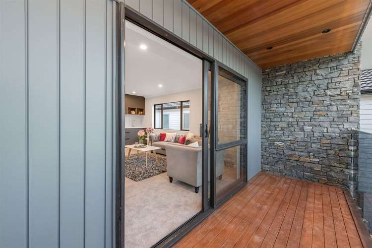 27 Koromeke Street Flat Bush_16