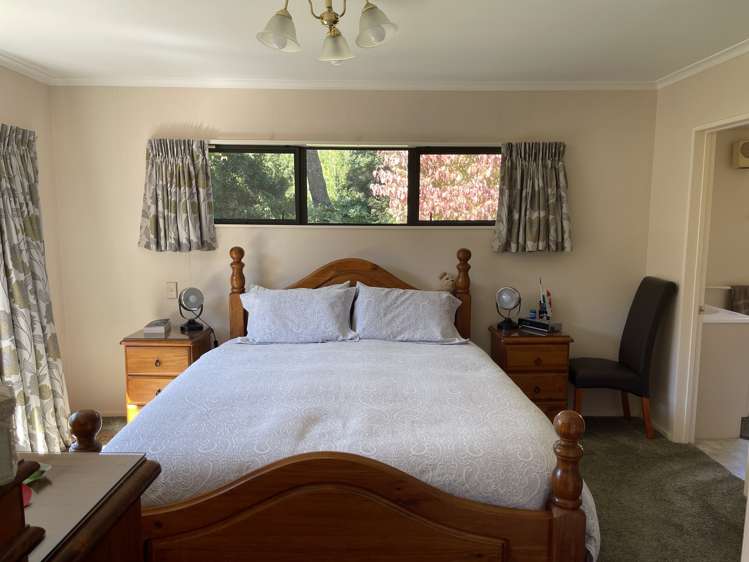 529 Whangamata Road Kinloch_9