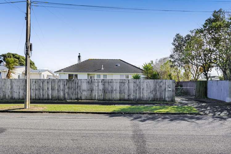 18 Acourt Street Hawera_10