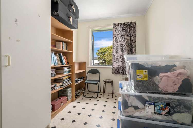 1/8 Ozich Avenue Te Atatu South_9