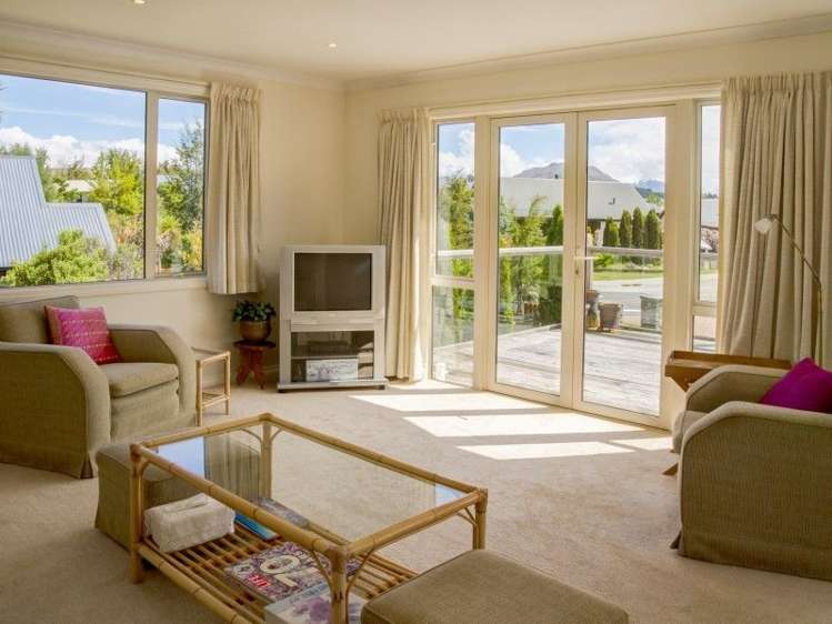 2 Allenby Place Wanaka_2