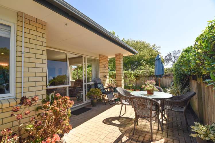 4/4 Ann Street Victoria_9