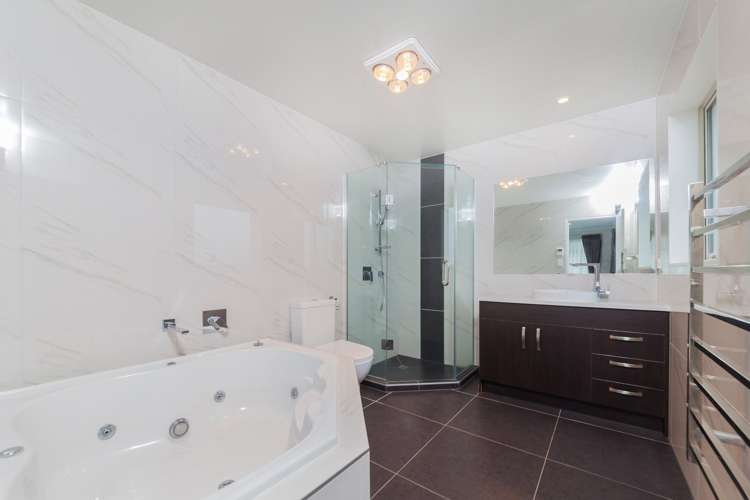 35 Rosewell Crescent Flat Bush_15