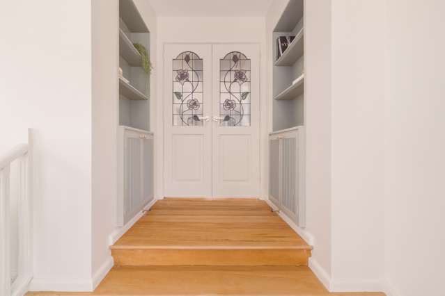 20 Derrett Place Saint Martins_4