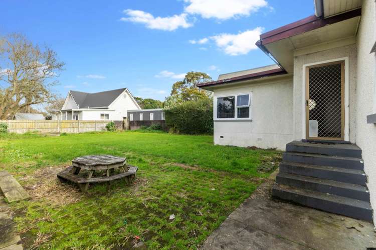 332 Massey Road Mangere East_10