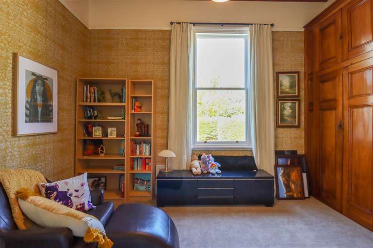 231 Robinson Road Cave_10