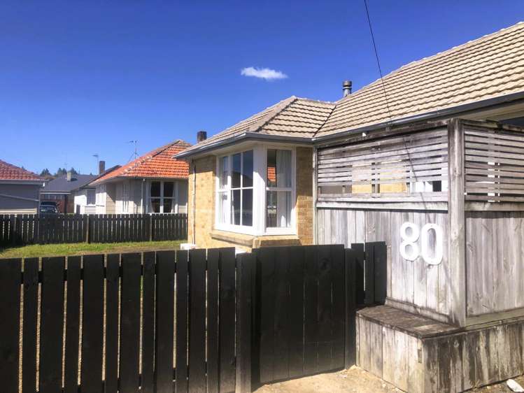 80 Bader Street 2738_0