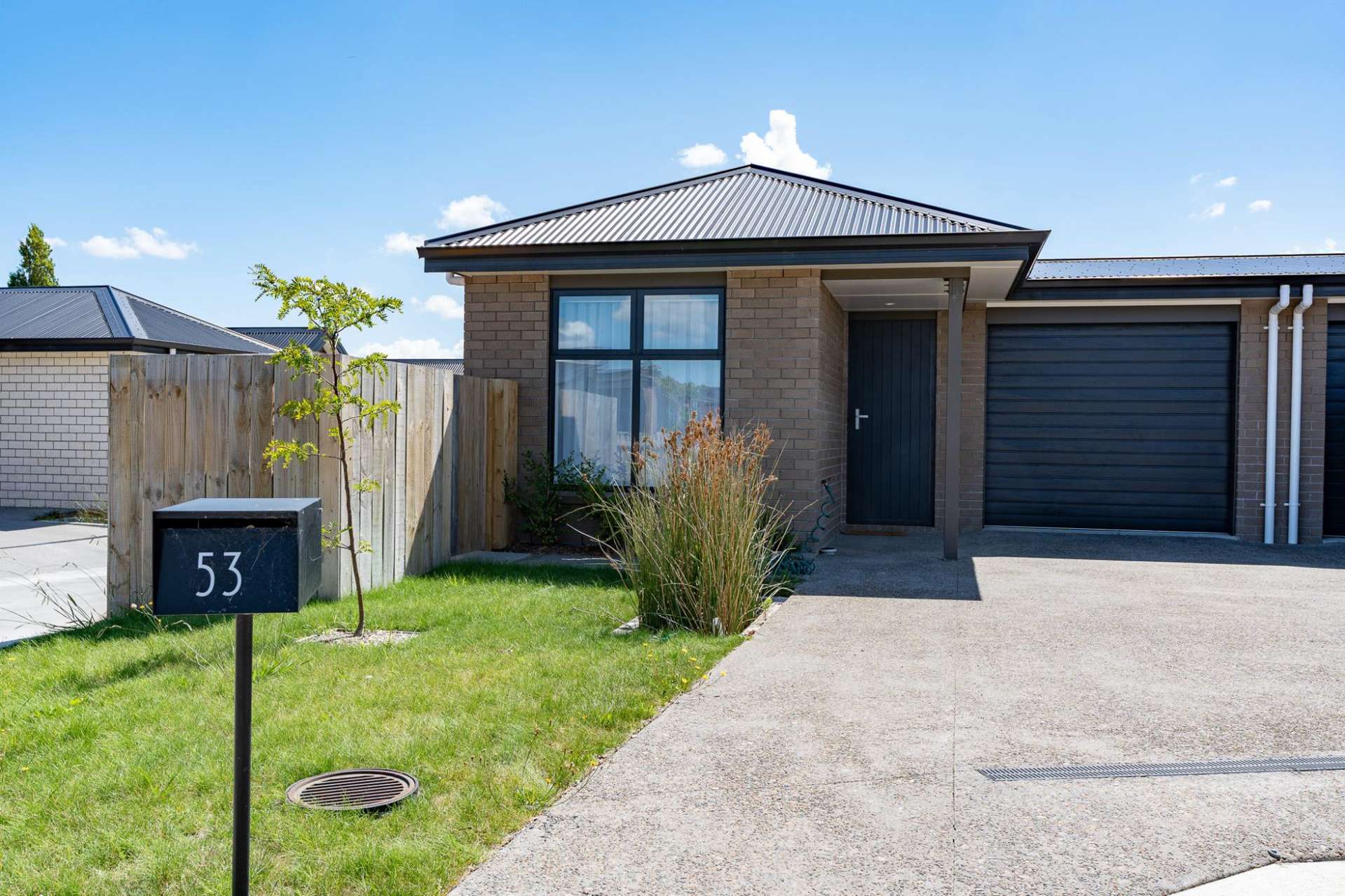 53 Waruhia Crescent Rototuna North_0