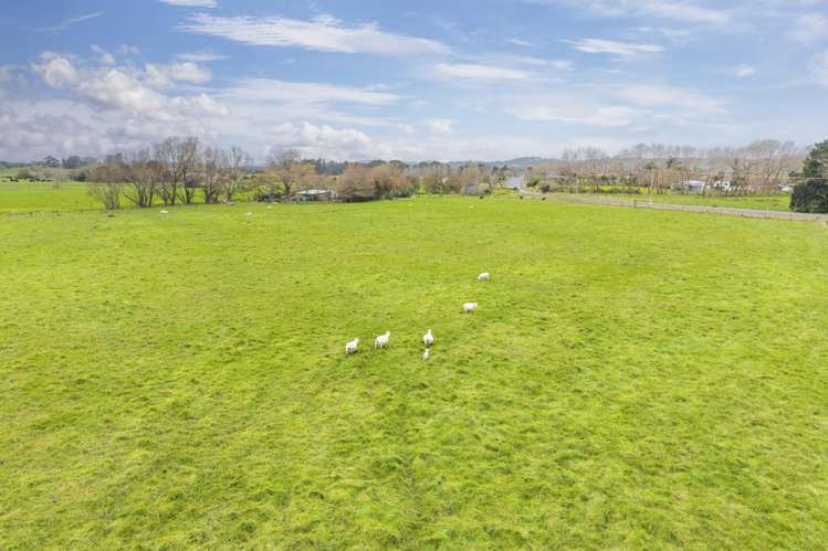 2179 State Highway 16 Helensville_26