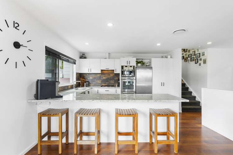 6 Stephanie Close Glenfield_9