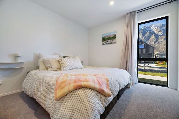 6 Lincoln Road Jacks Point_17