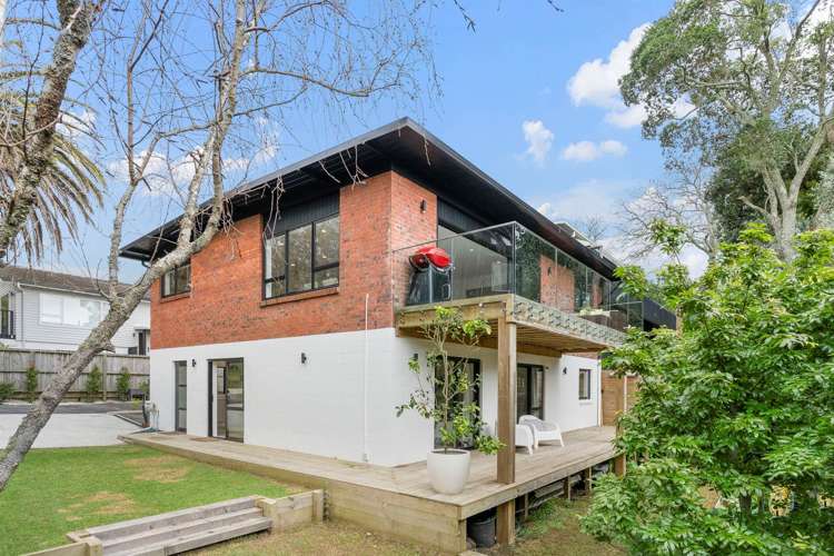 1/12 Surville Place Mairangi Bay_46