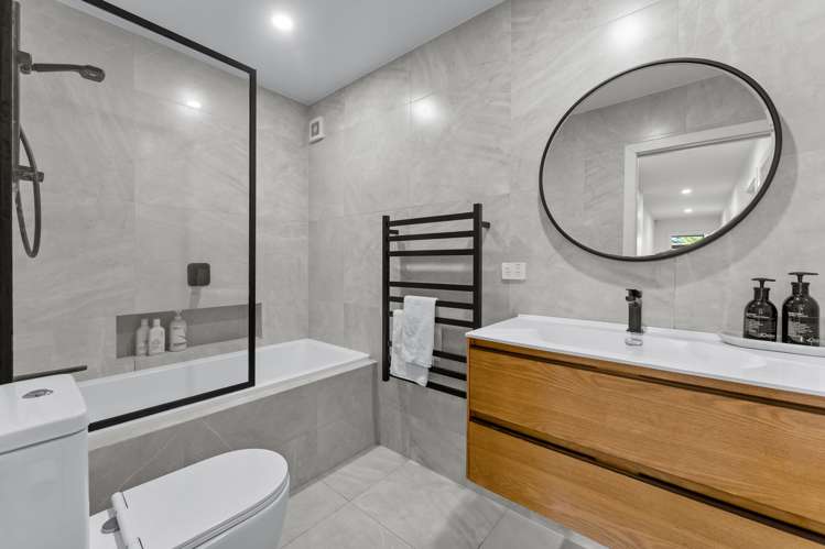 8C Huka Road Birkenhead_15