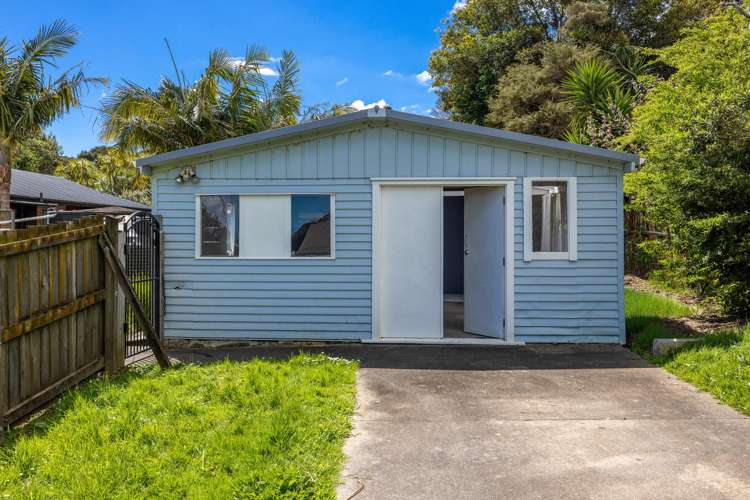 1 Crescent Road East Ostend_1