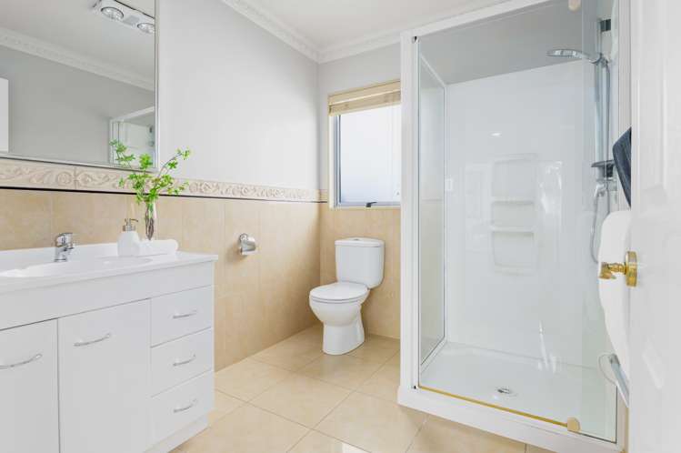 39 Caversham Drive Rototuna_20