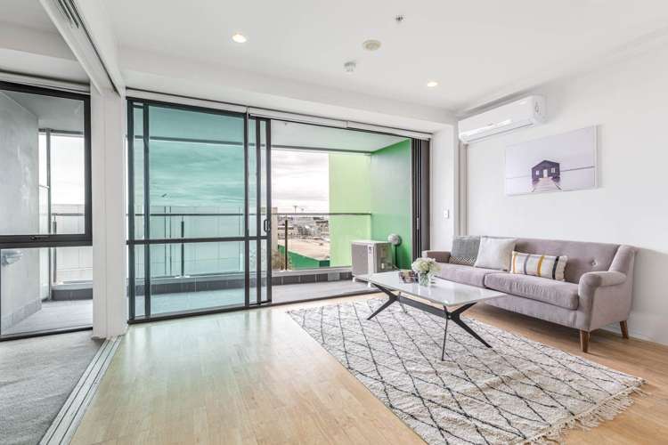 607/18 Beach Road Auckland Central_1