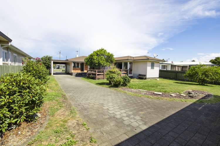 301 Kennedy Road Onekawa_19