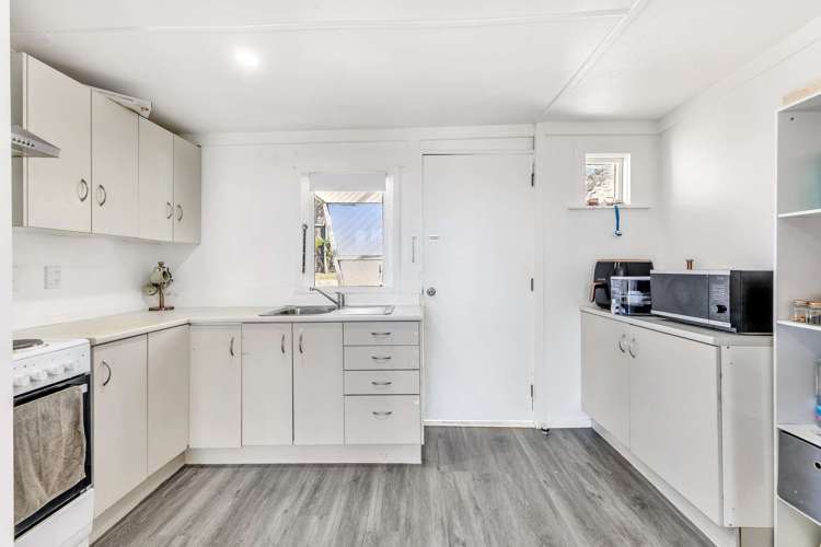 16 Alberta Road Glen Avon_2