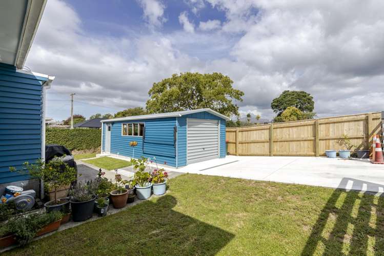 18 Cowling Road Hurdon_21