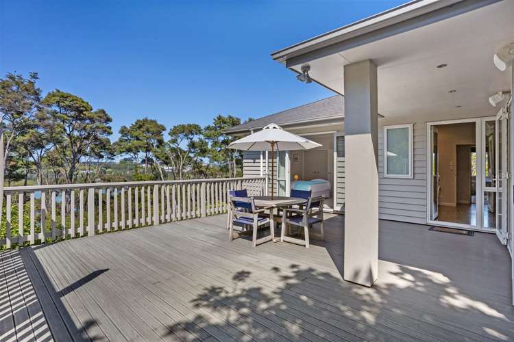 151a Whangaparaoa Road Red Beach_11