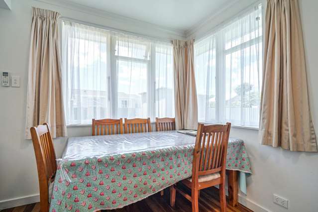 1011 Bledisloe Street Raureka_3