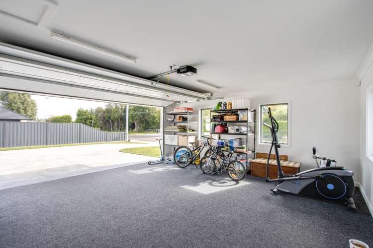 548 Lyndhurst Road Frimley_20