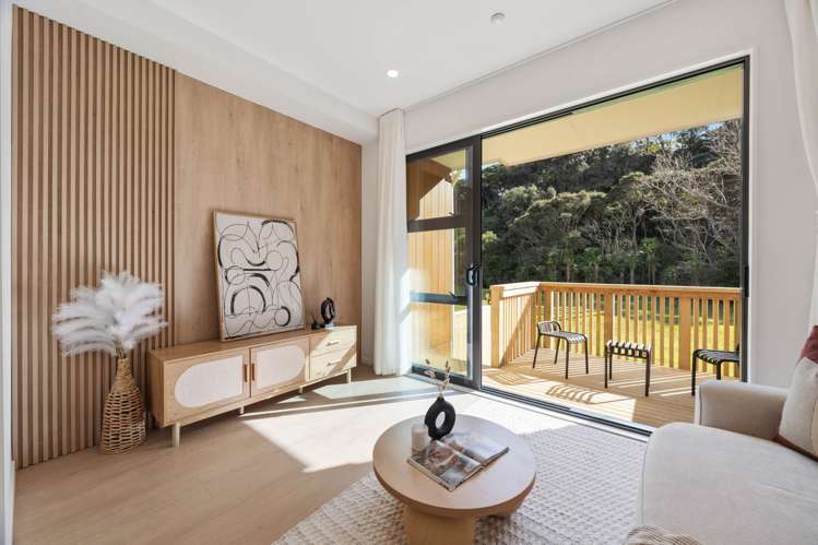 3/8-10 Lowtherhurst Road_1