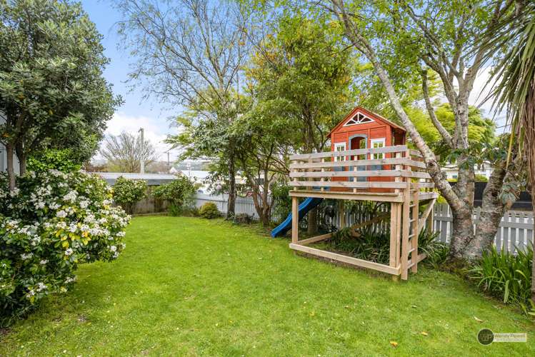 49 Penrose Street Woburn_15