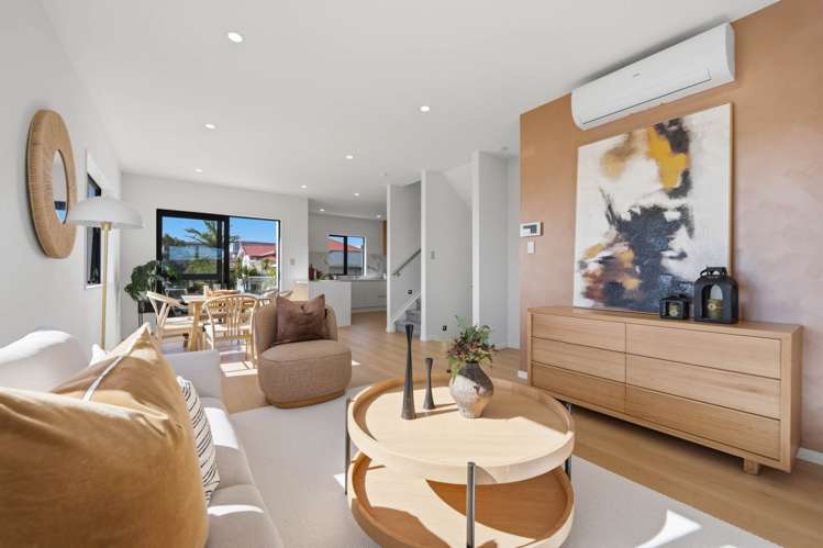 73,75/79 Cnr Terry Street and McFadzean Drive Blockhouse Bay_11