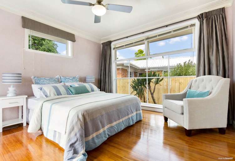 1/3 Springbank Lane Te Atatu Peninsula_5