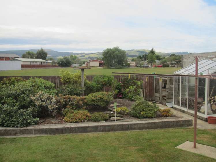 10 Walnut Place Mosgiel_16