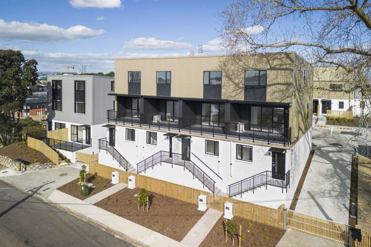 5/11 Ryburn Road Mount Wellington_16