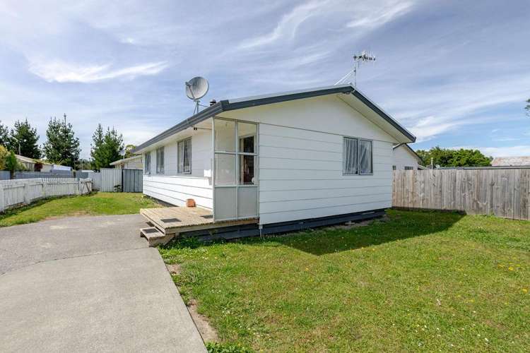 12A Carlson Street Dannevirke_10