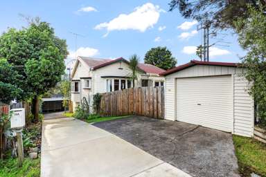 18A and 18 Ahiriri Avenue_1