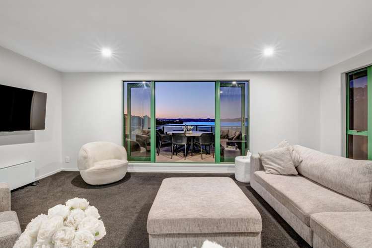 57 Duncansby Road Stanmore Bay_8