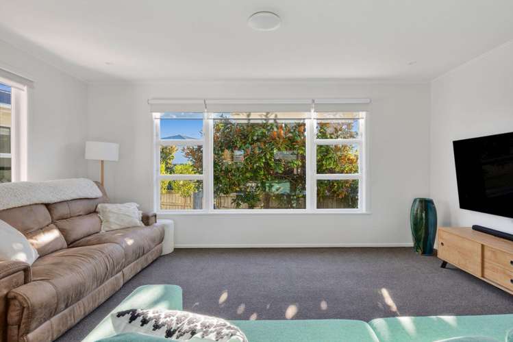 40 Southsea Crescent Silverdale_4