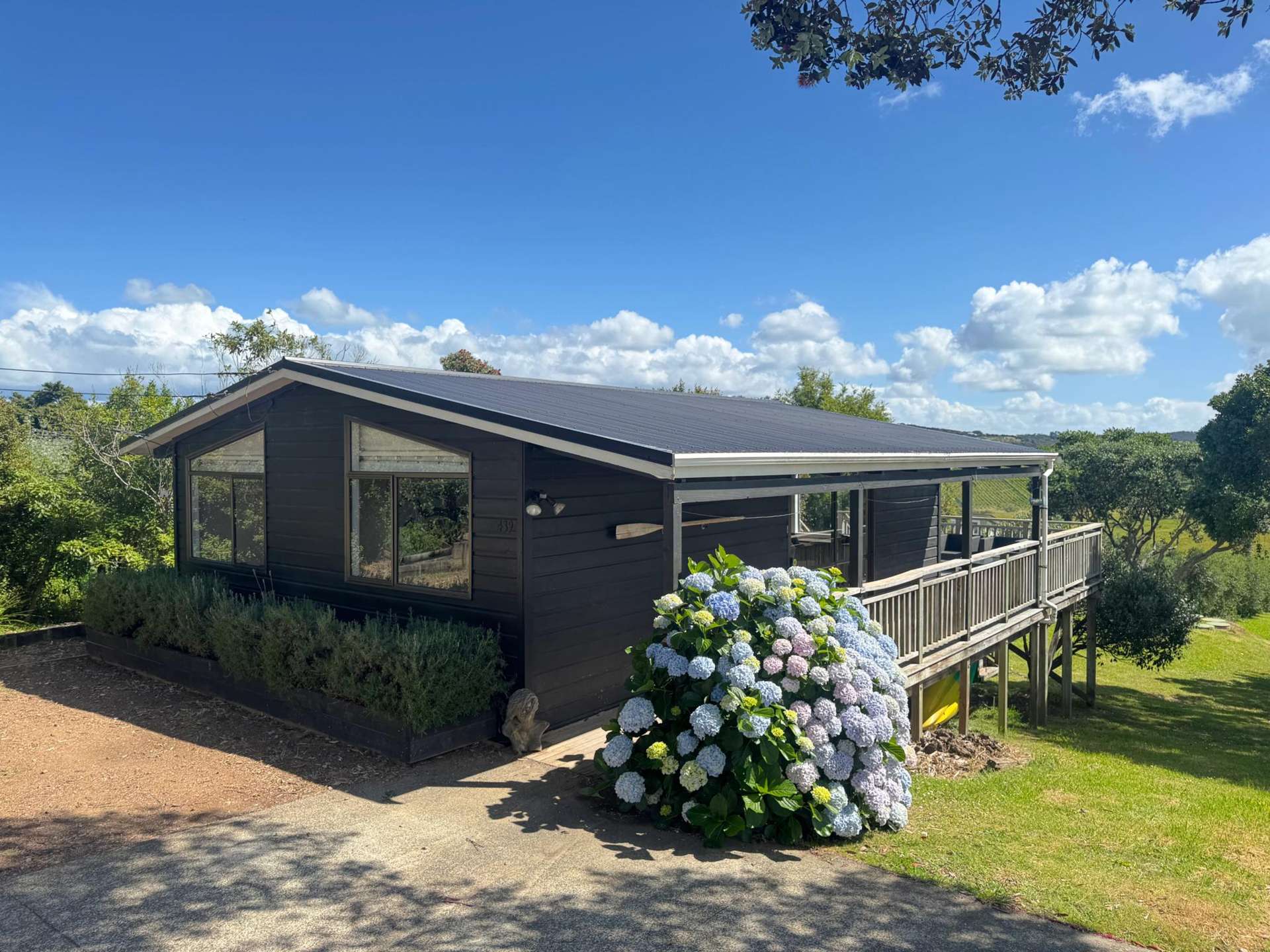 439 Sea View Road Onetangi_0