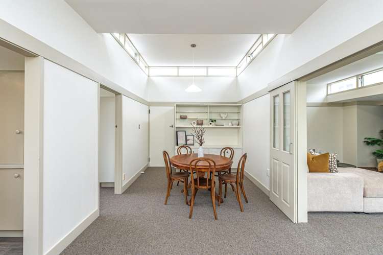 8b Brassey Road Saint Johns Hill_10
