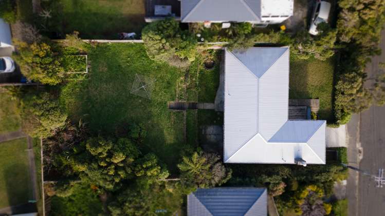 8 Brooker Grove Newlands_12