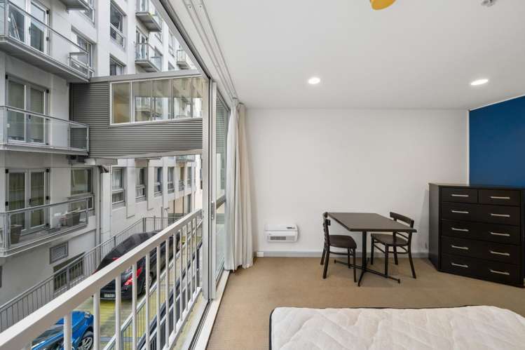 210/9 Gilmer Terrace Wellington Central_7