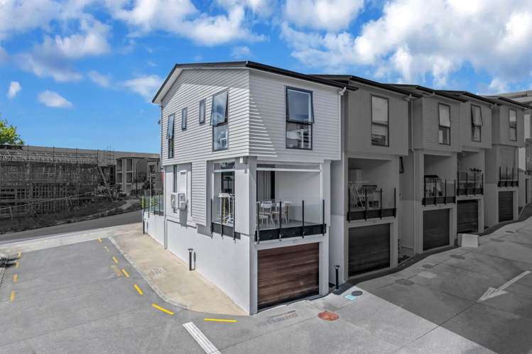 17/10 Silver Moon Road Albany Heights_3