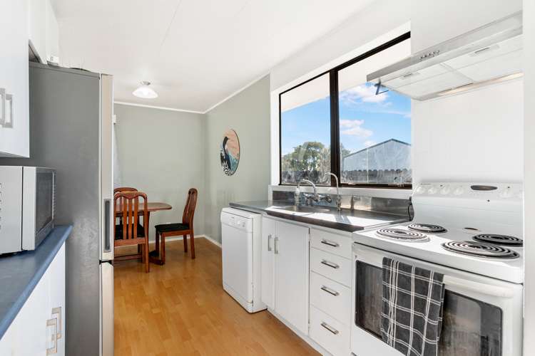 22 Compass Place Te Atatu Peninsula_8
