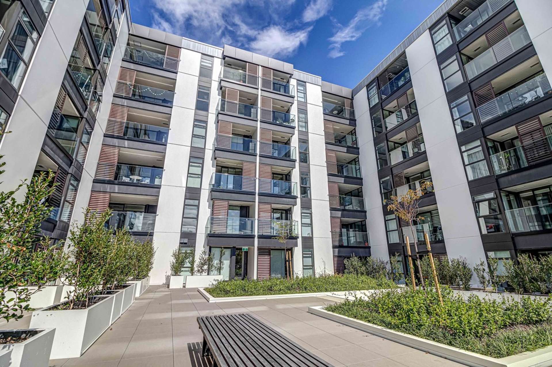 111/5-9 Madeira Lane Grafton_0