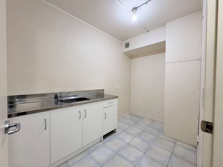 Level 1/11 Freeman Way Manukau_7