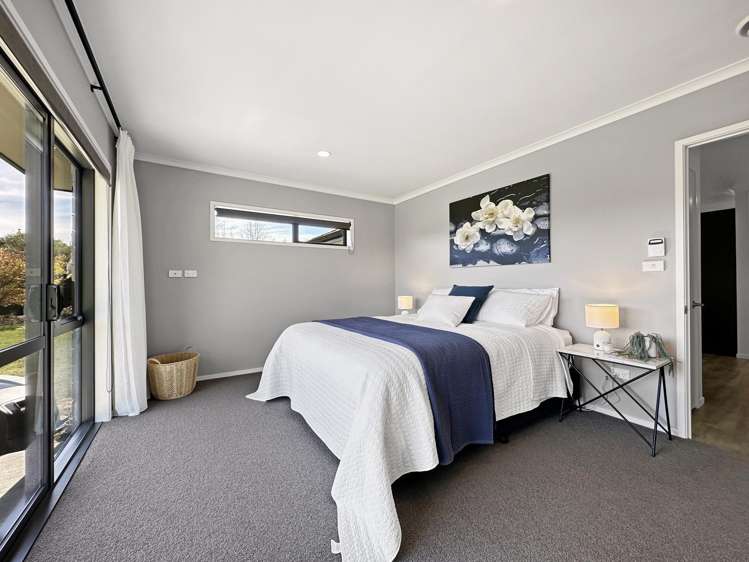 12 Lacebark Drive Kinloch_19
