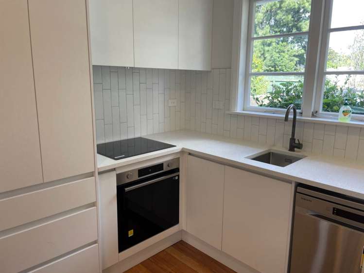 161 Te Atatu Road Te Atatu South_5