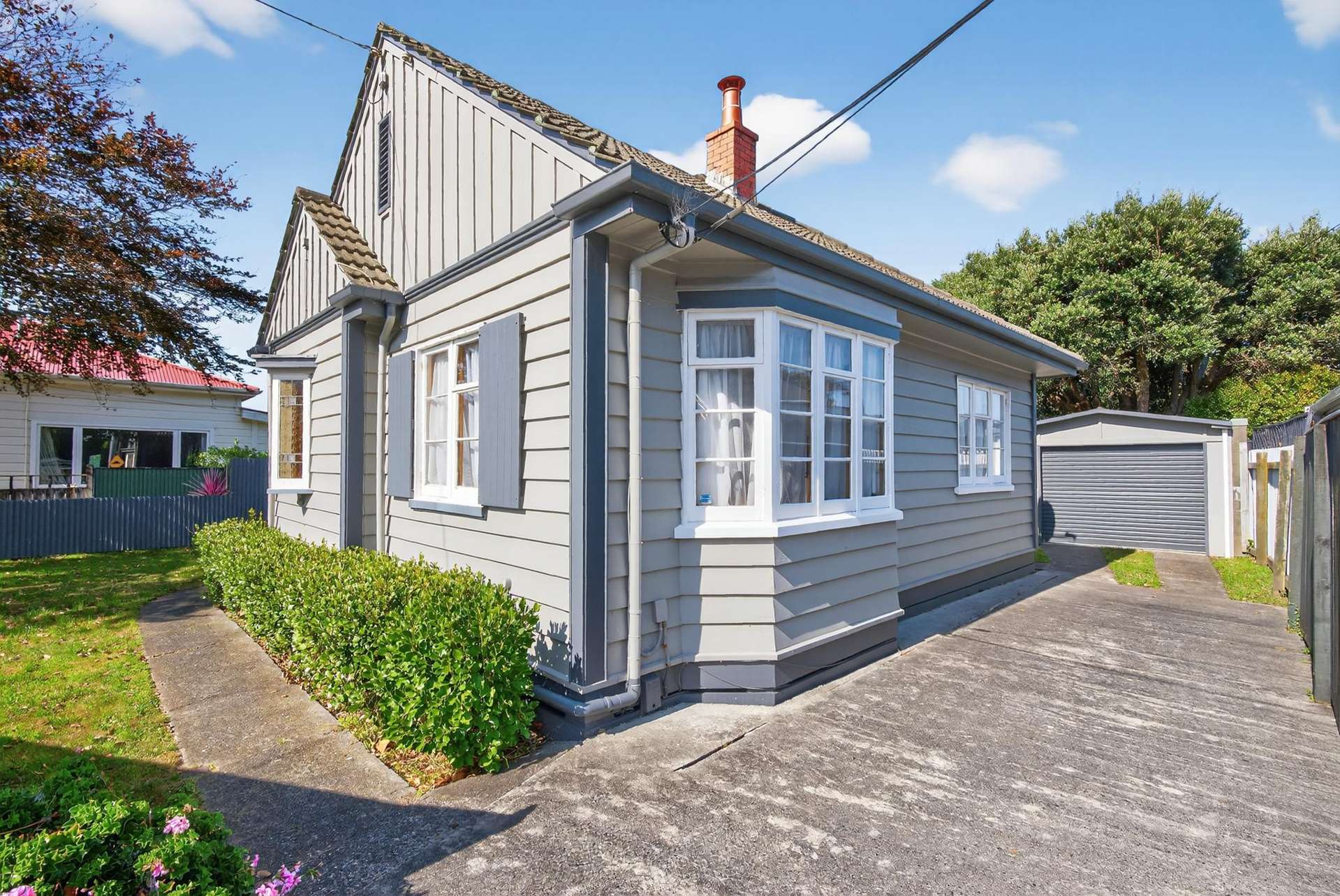 34 Riddlers Crescent Petone_0